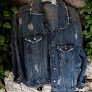 ladies blue jean jacket LG 11/13
